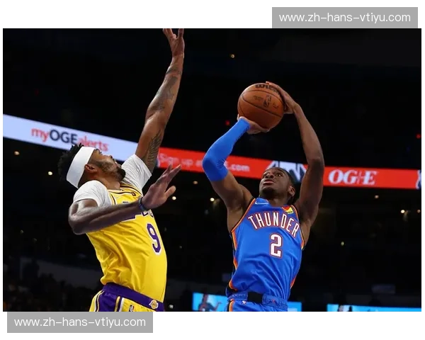 格伊地面对抗全部获胜 防守选位与预判能力获认可