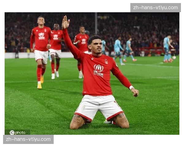 吉布斯怀特客场连破强敌 三粒进球助森林远离降级危险区域 吉布斯怀特客场连破强敌 三粒进球助森林远离降级危险区域